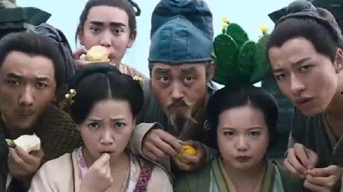 娱乐圈人吃瓜吗,揭秘明星们的“吃瓜”日常  第2张