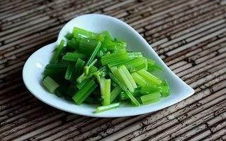 小芹菜爆料者视频,事件背后惊人真相  第3张