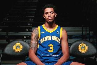 尼克杨爆料库里fmvp原视频,库里FMVP幕后真相，原视频曝光！  第3张