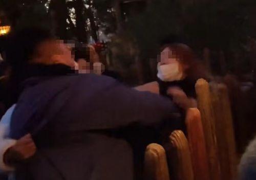 宝妈爆料插队视频大全,插队视频大全，揭秘公共场所不文明现象  第3张